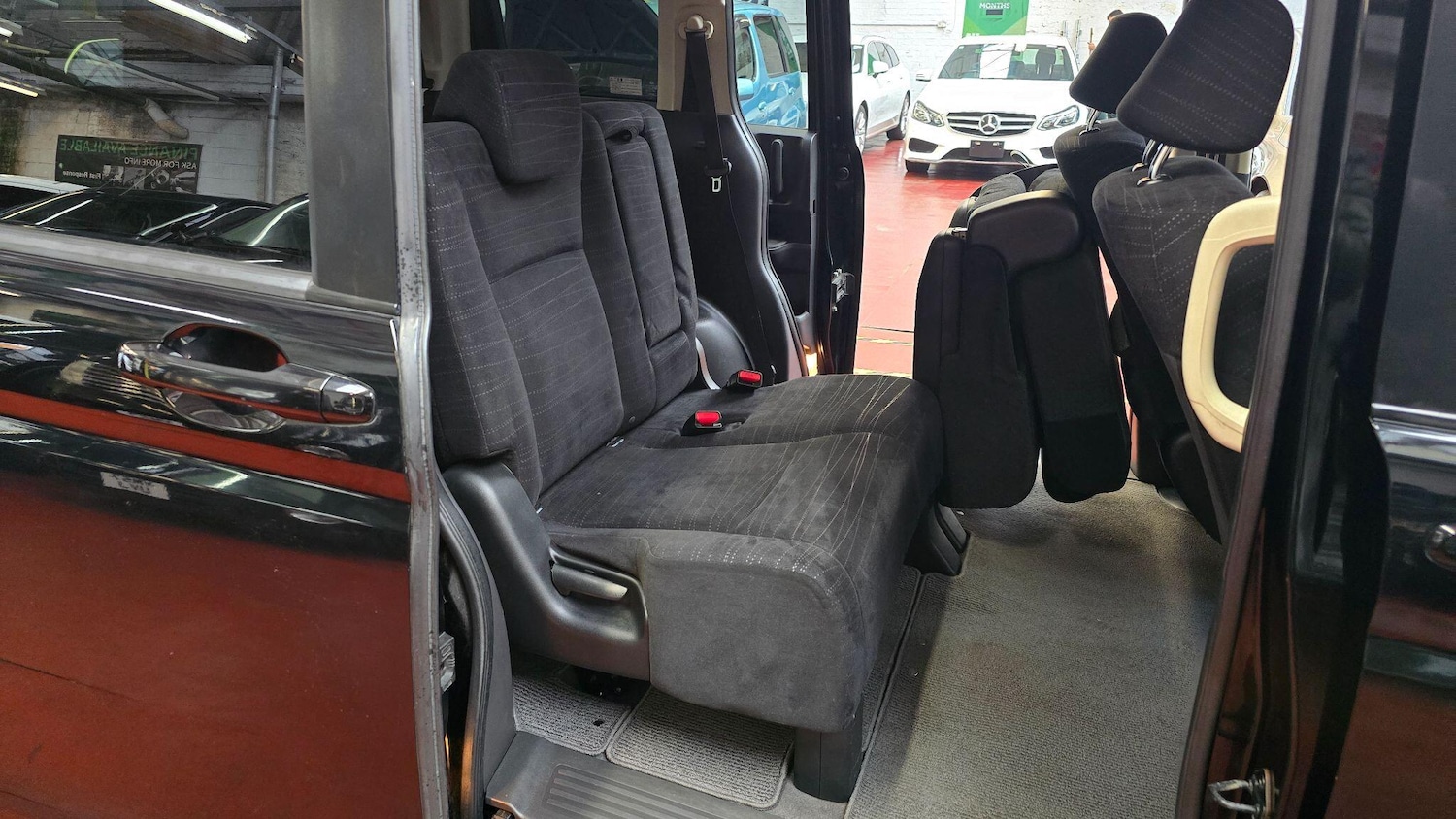 Used Honda Stepwagon 2022 for sale - 76996708: Photo 14