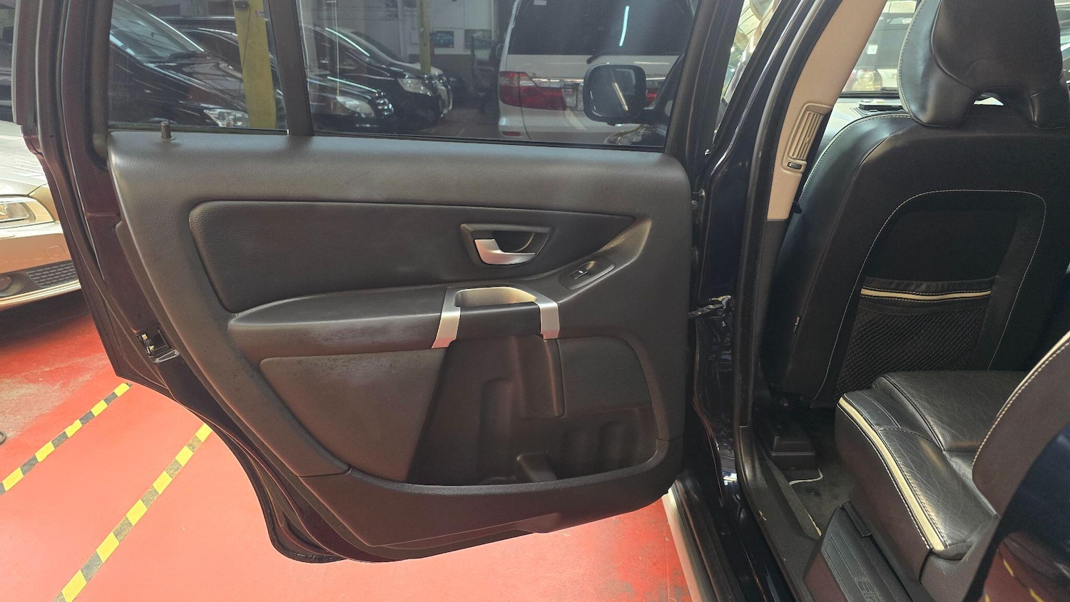 Used Volvo XC90 for sale - 76991386: Photo 25