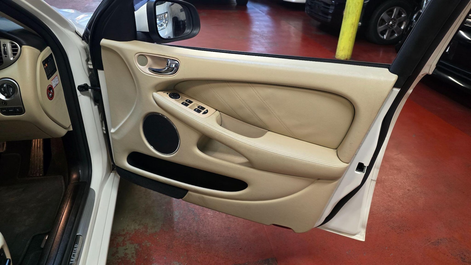 Used Jaguar X-Type for sale - 77229482: Photo 17