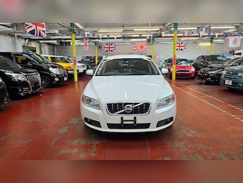 Used Volvo V70 2010 for sale - 76990990: Photo