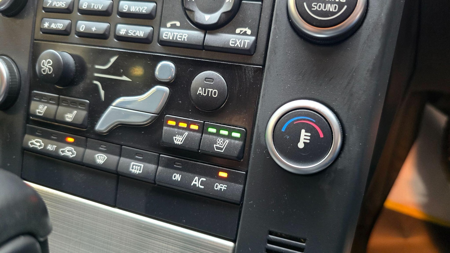 Used Volvo V70 2025 for sale - 76990990: Photo 8