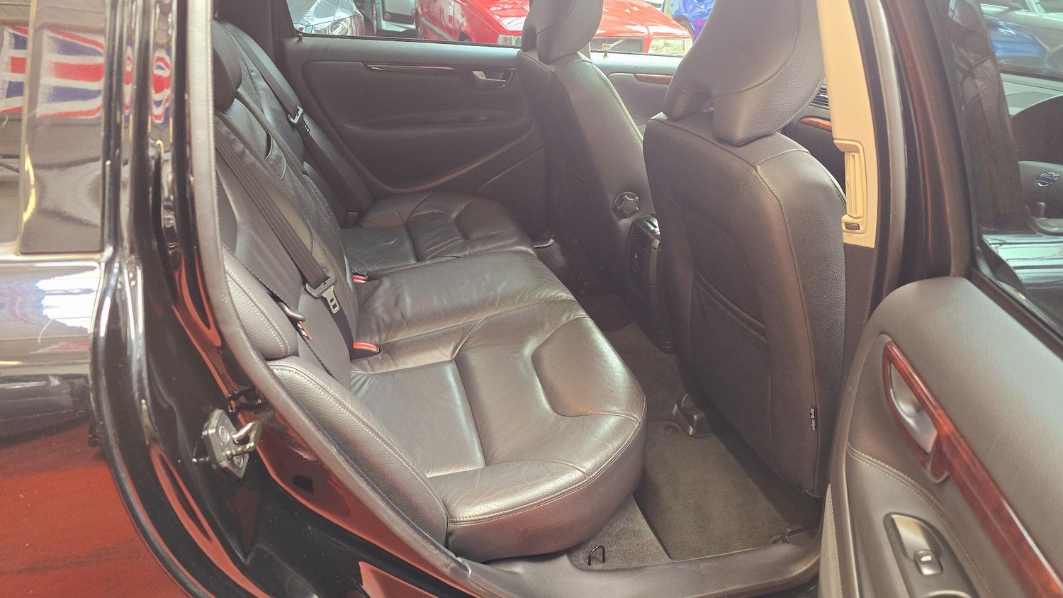 Used Volvo V70 2025 for sale - 77632929: Photo 15