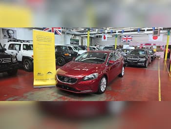 Used Volvo V40 2014 for sale - 79780359: Photo