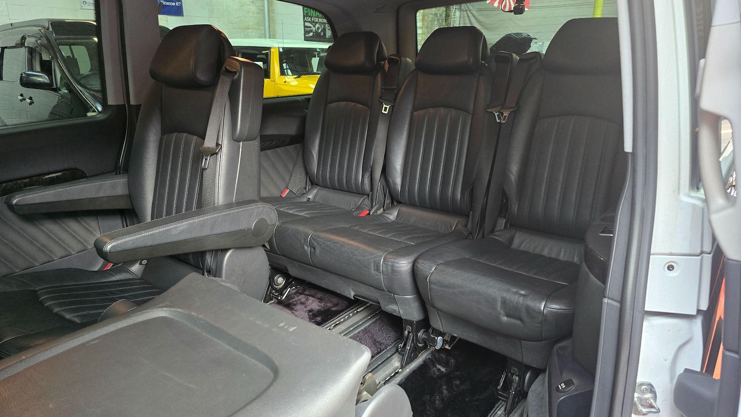 Used Mercedes-Benz V-Class 2025 for sale - 76996214: Photo 11