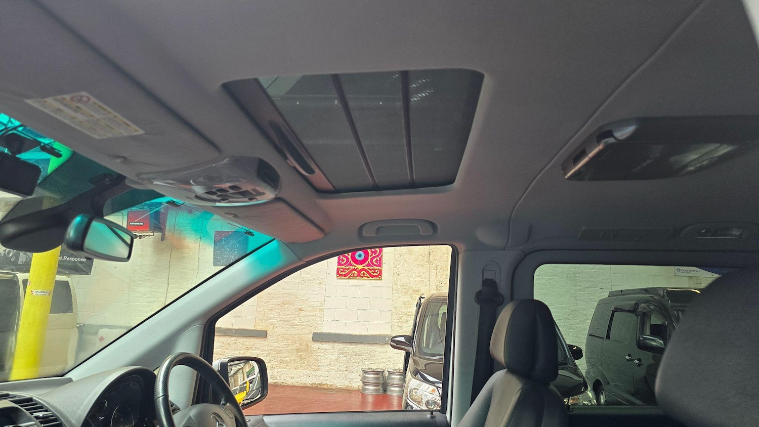 Used Mercedes-Benz V-Class 2025 for sale - 76996214: Photo 15