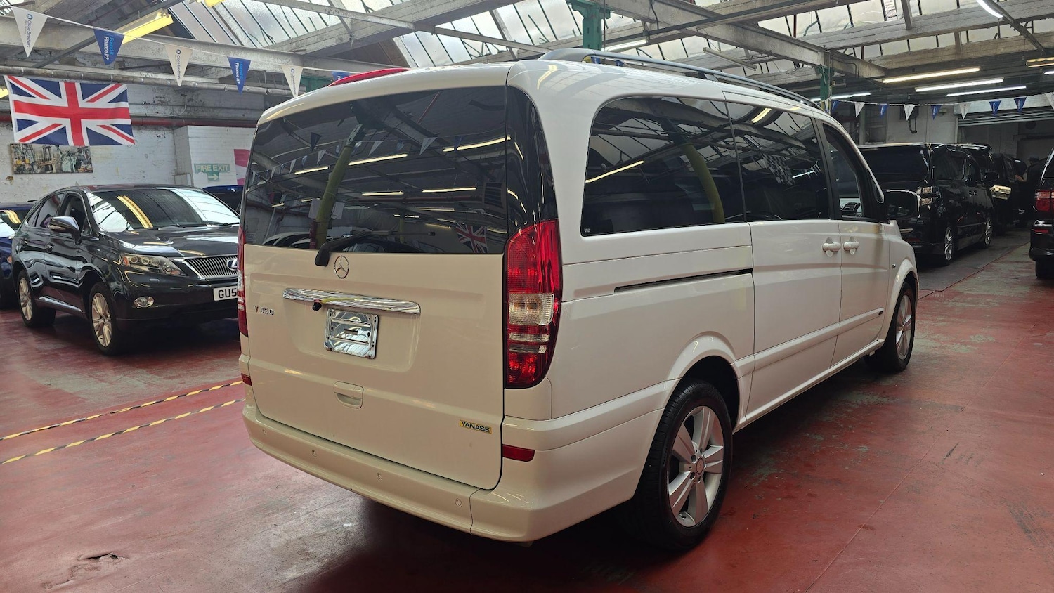 Used Mercedes-Benz V-Class 2025 for sale - 76996214: Photo 34