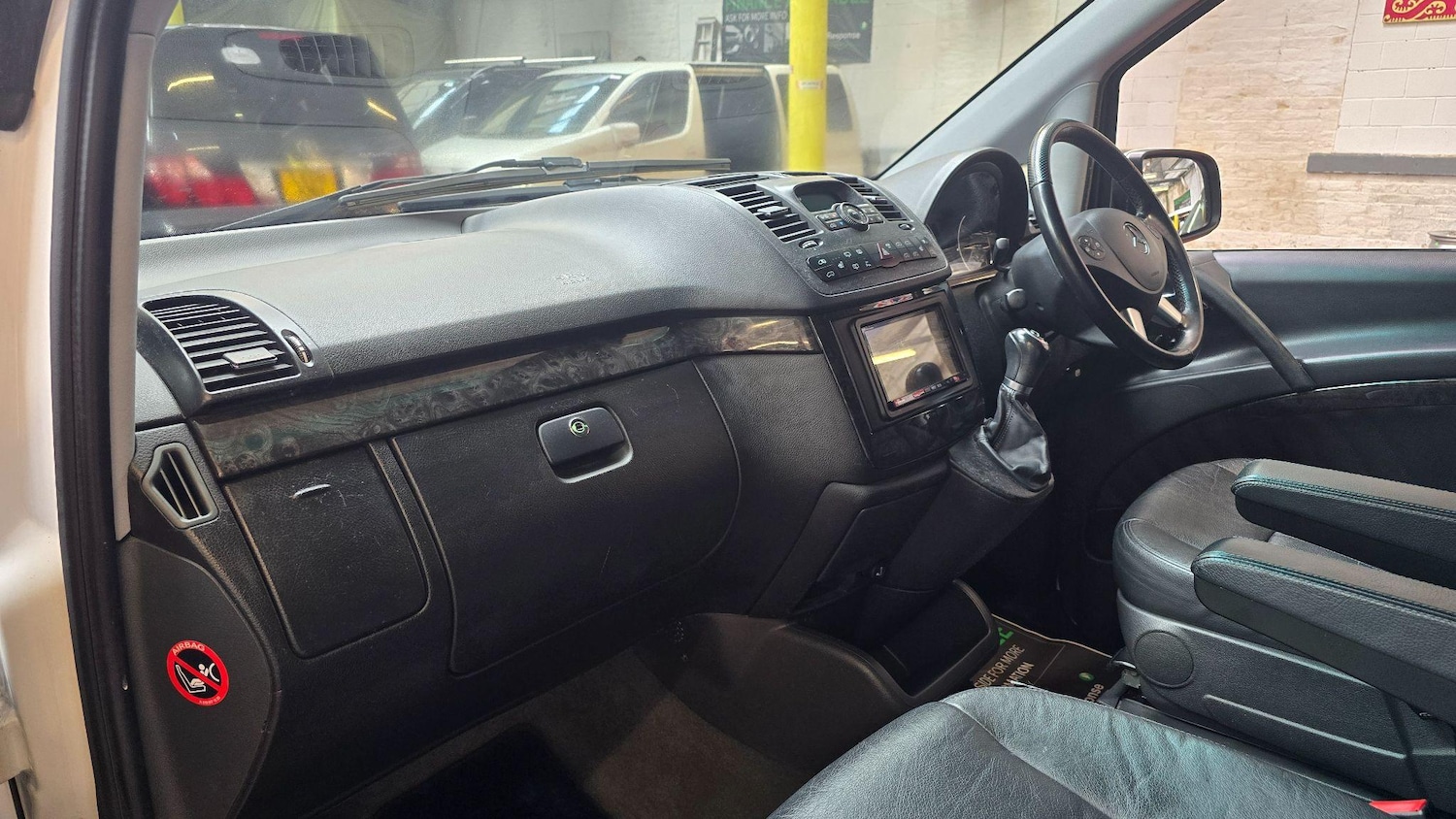 Used Mercedes-Benz V-Class 2025 for sale - 76996214: Photo 5