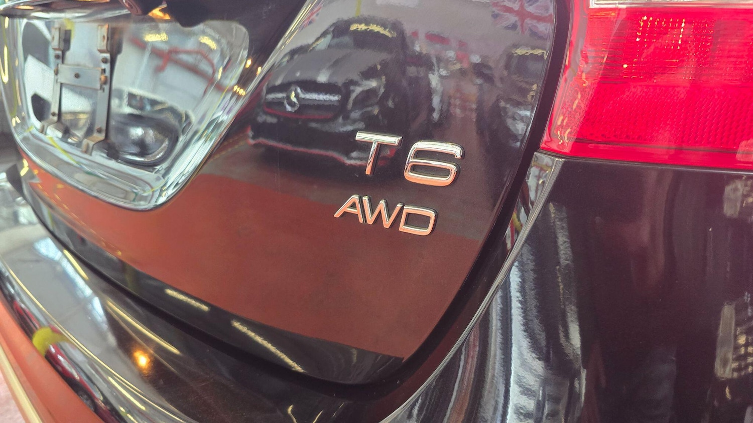 Used Volvo V60 2025 for sale - 76992087: Photo 32