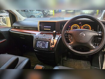 Used Nissan Elgrand 2006 for sale - 77496891: Photo