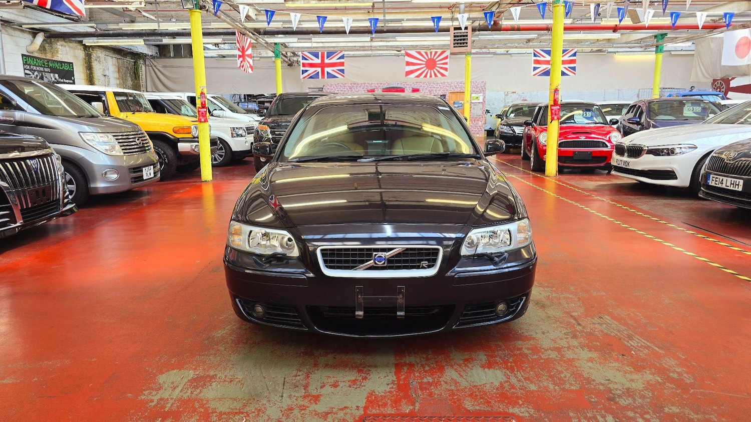 Used Volvo V70 2005 for sale - 76431978: Photo 2