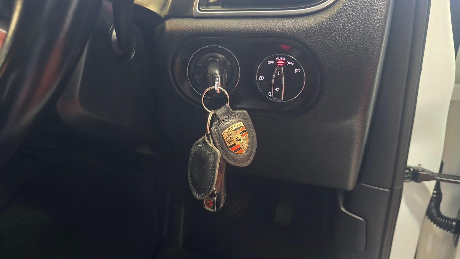 Used Porsche Macan 2018 for sale - 77386496: Photo 20