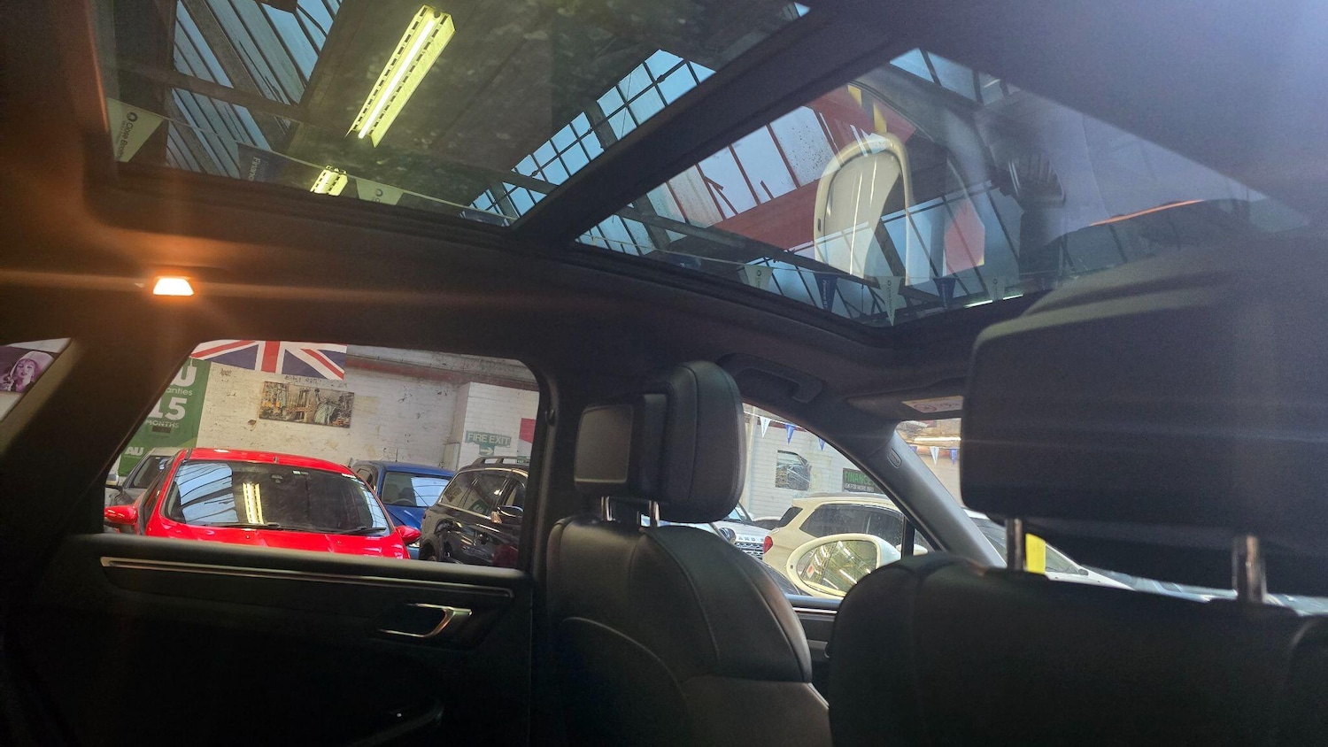 Used Porsche Macan 2018 for sale - 77386496: Photo 24