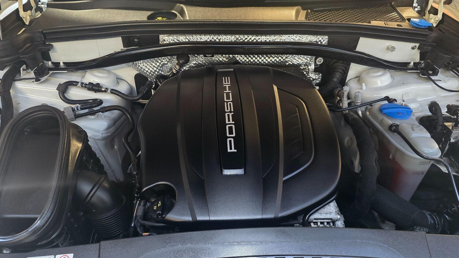 Used Porsche Macan 2018 for sale - 77386496: Photo 36