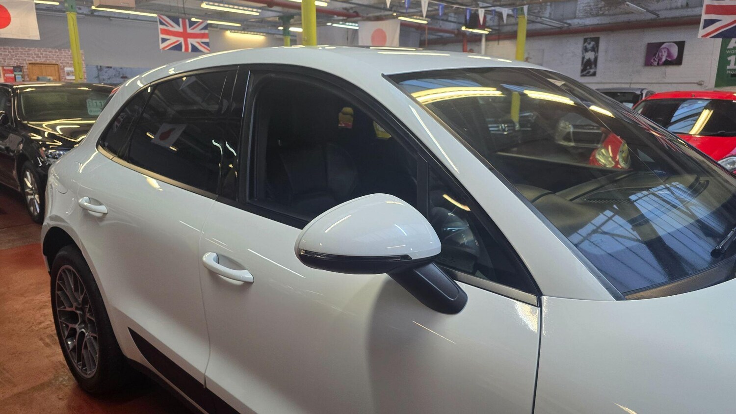 Used Porsche Macan 2018 for sale - 77386496: Photo 41