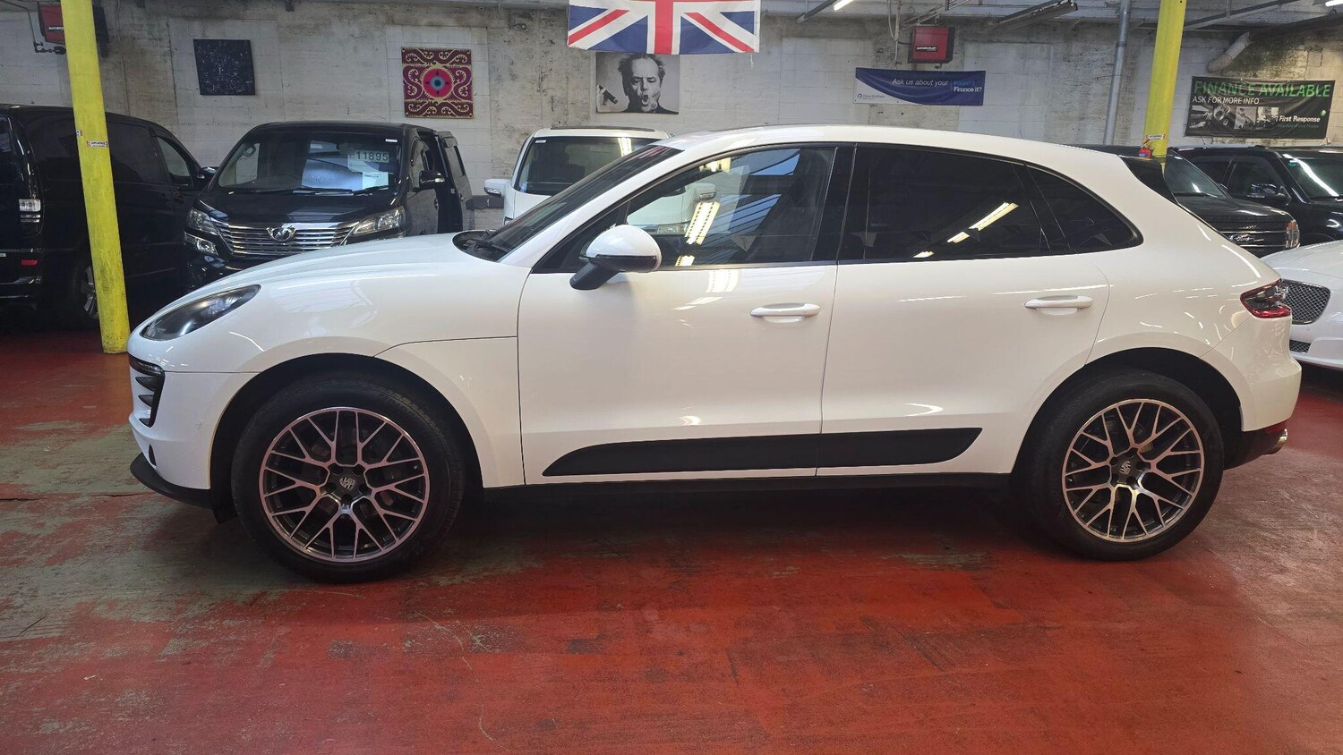 Used Porsche Macan 2018 for sale - 77386496: Photo 50