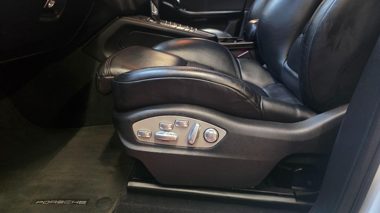 Used Porsche Macan 2018 for sale - 77386496: Photo 9