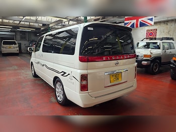 Used Nissan Elgrand 2007 for sale - 79601824: Photo