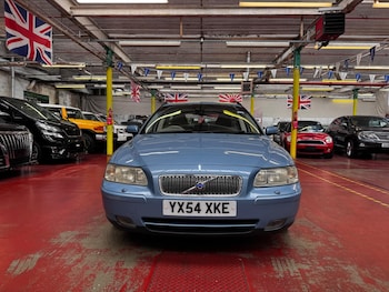 Used Volvo V70 2004 for sale - 75609583: Photo