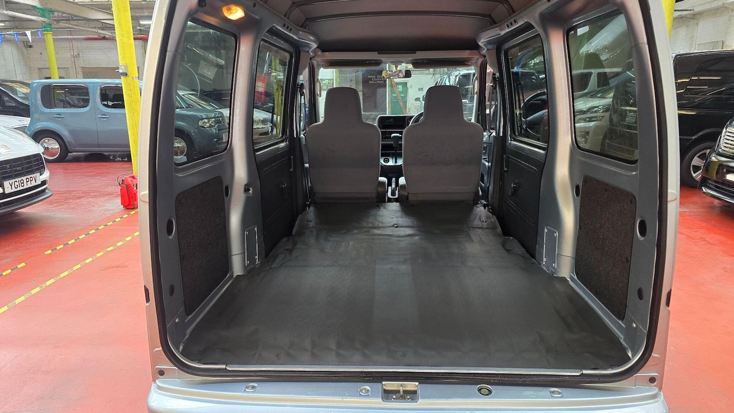 Used Daihatsu Hijet for sale - 77396235: Photo 18