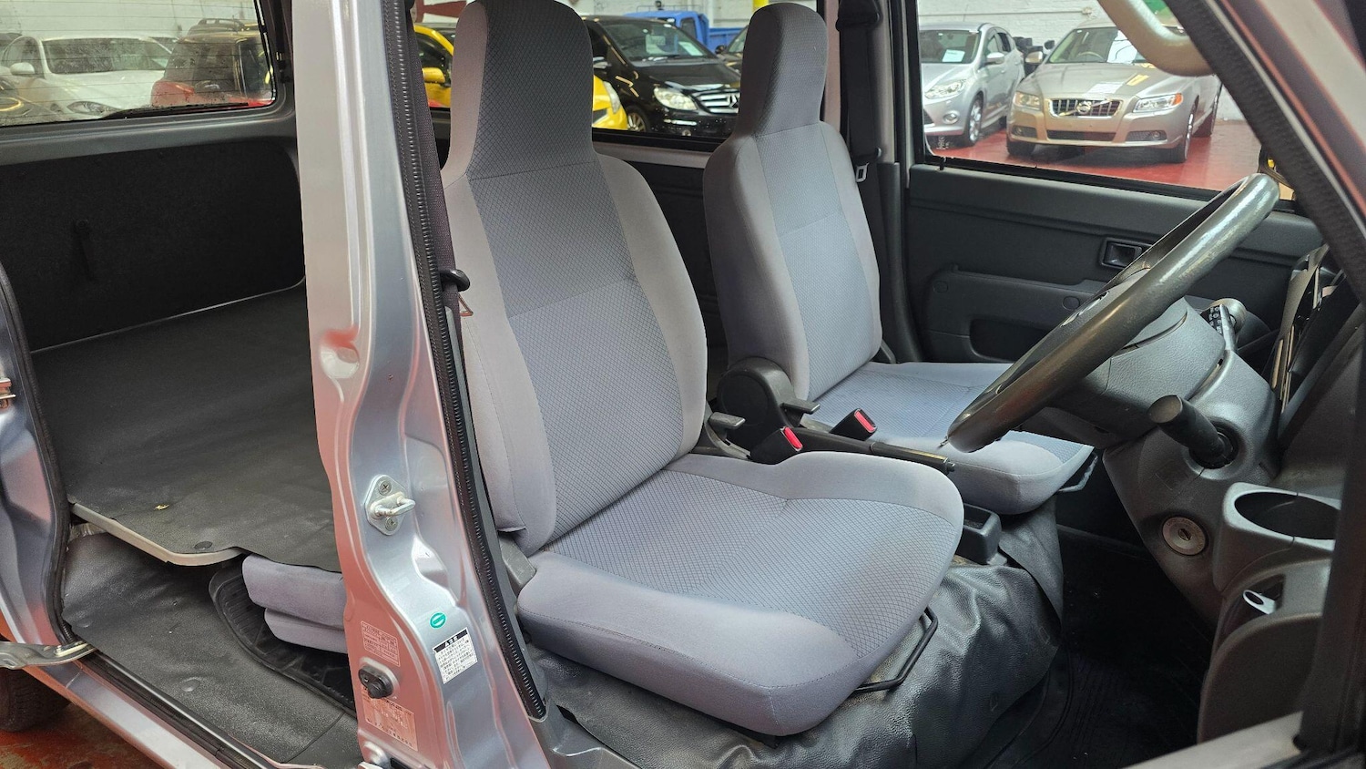 Used Daihatsu Hijet for sale - 77396235: Photo 5