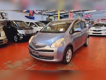 Used Toyota Yaris Verso 2010 for sale - 76995129: Photo