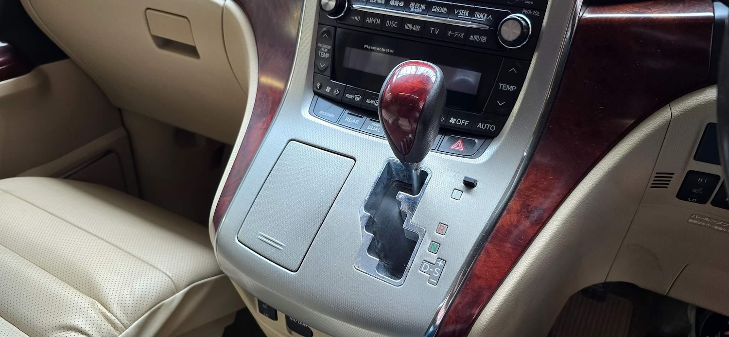 Used Toyota Vellfire 2022 for sale - 77109522: Photo 11