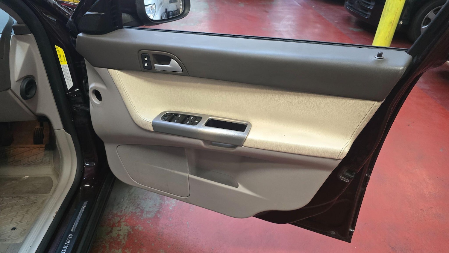 Used Volvo V50 2006 for sale - 76994088: Photo 12