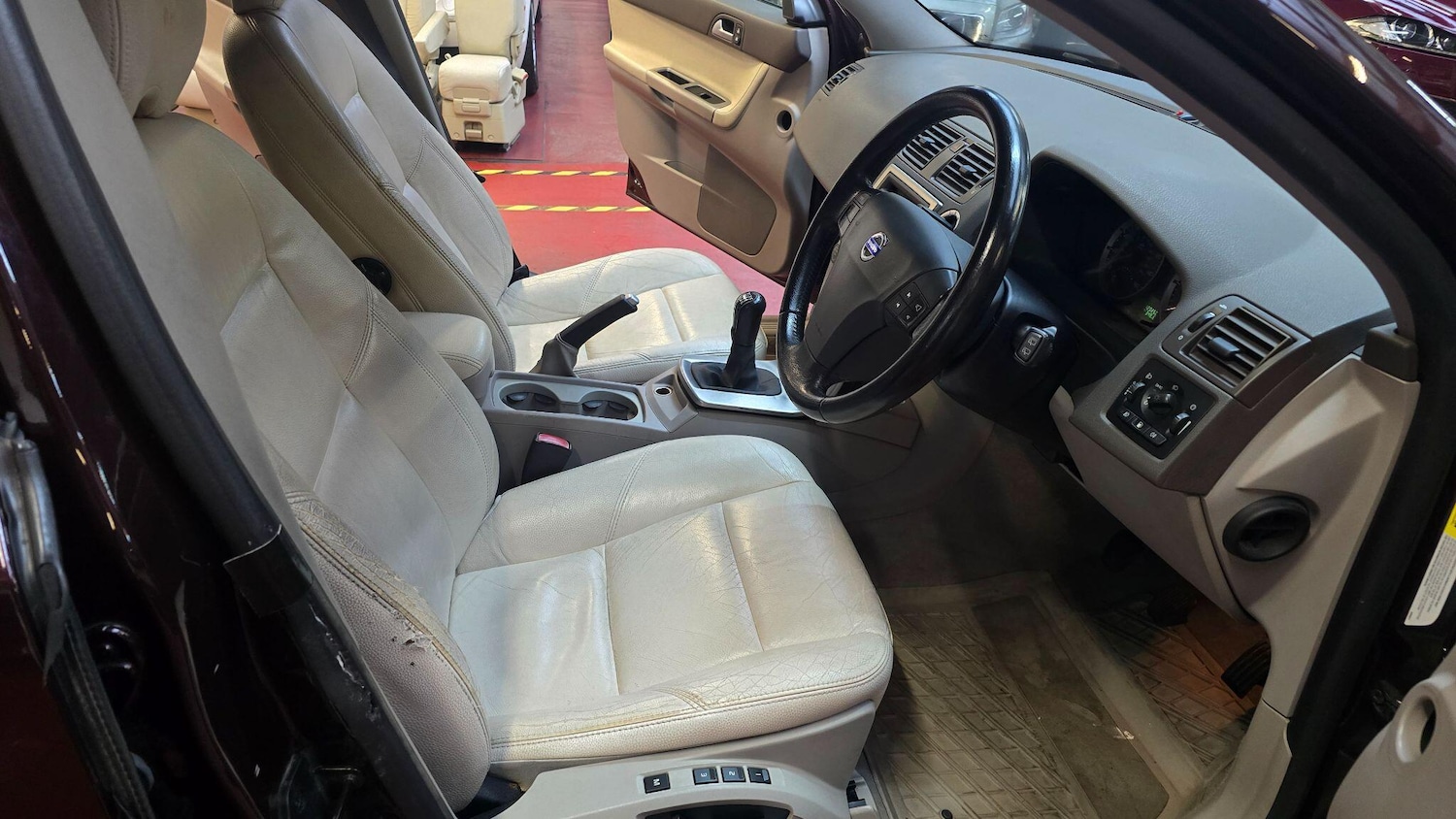 Used Volvo V50 2006 for sale - 76994088: Photo 5