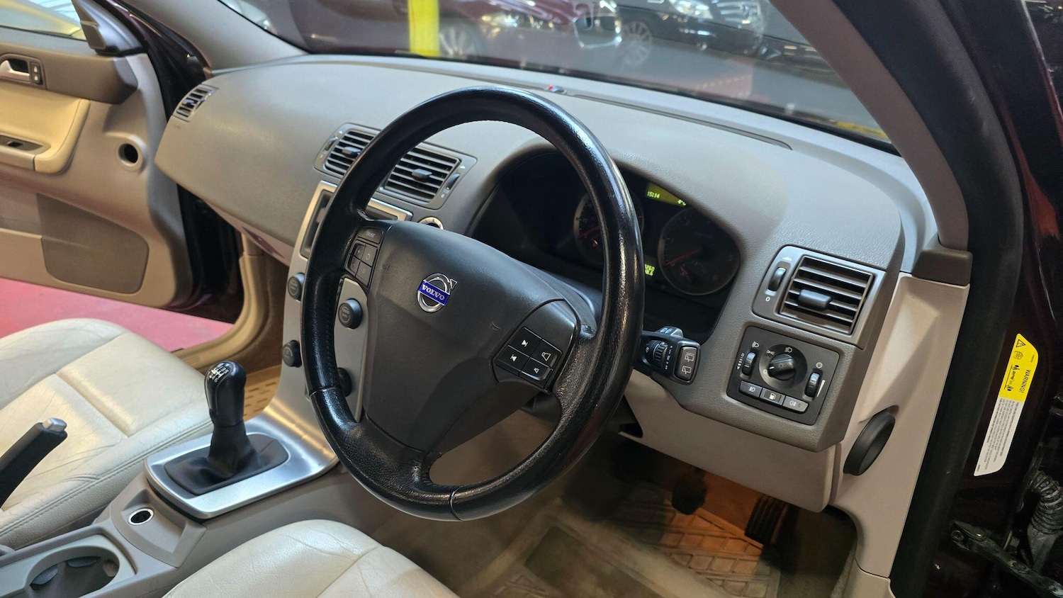 Used Volvo V50 2006 for sale - 76994088: Photo 9