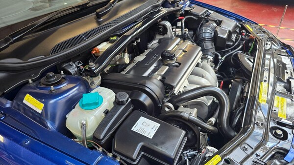Used Volvo V70 for sale - 75153339: Photo 26