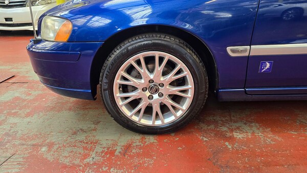 Used Volvo V70 for sale - 75153339: Photo 28