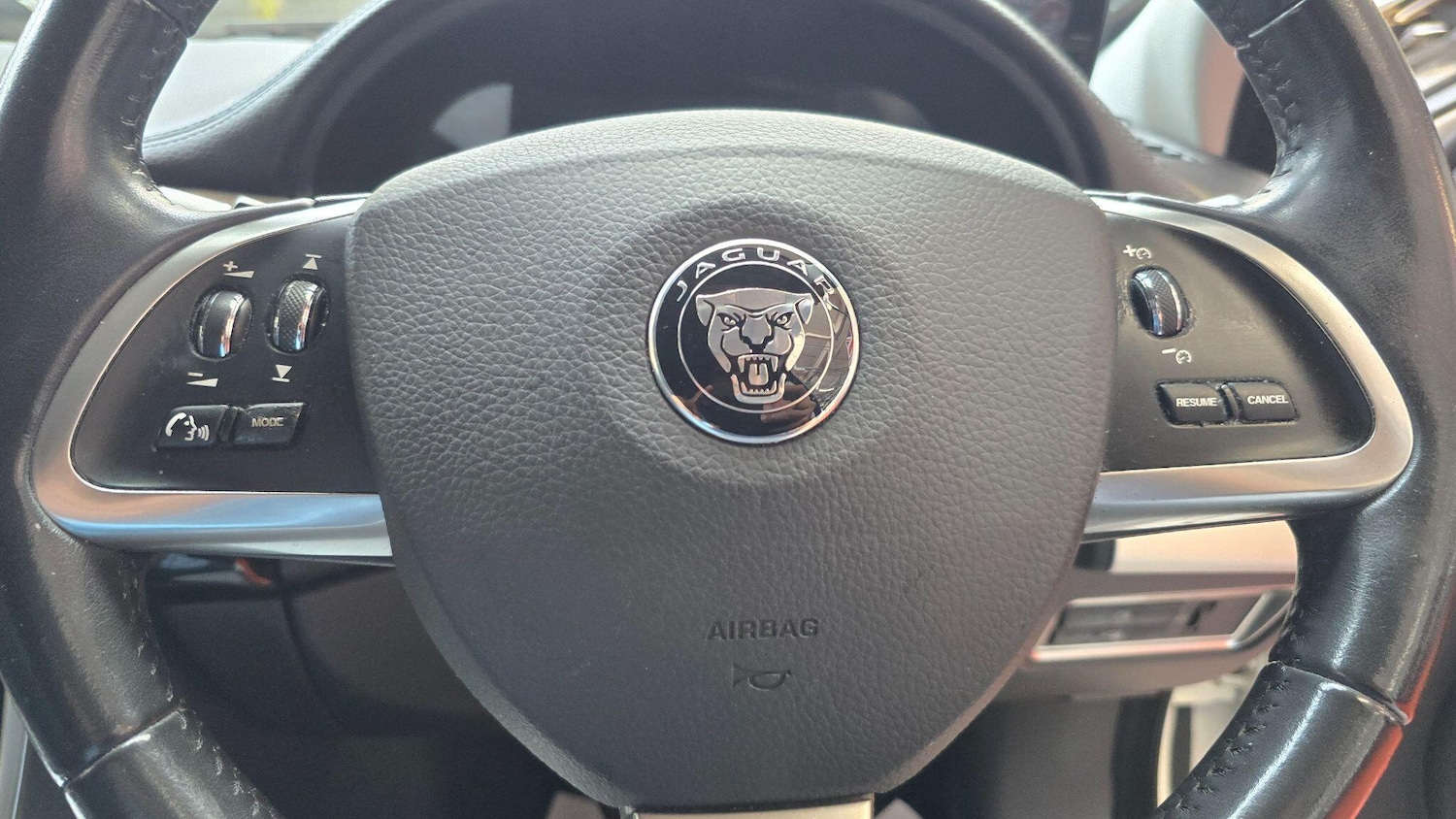 Used Jaguar XF 2025 for sale - 76988965: Photo 13