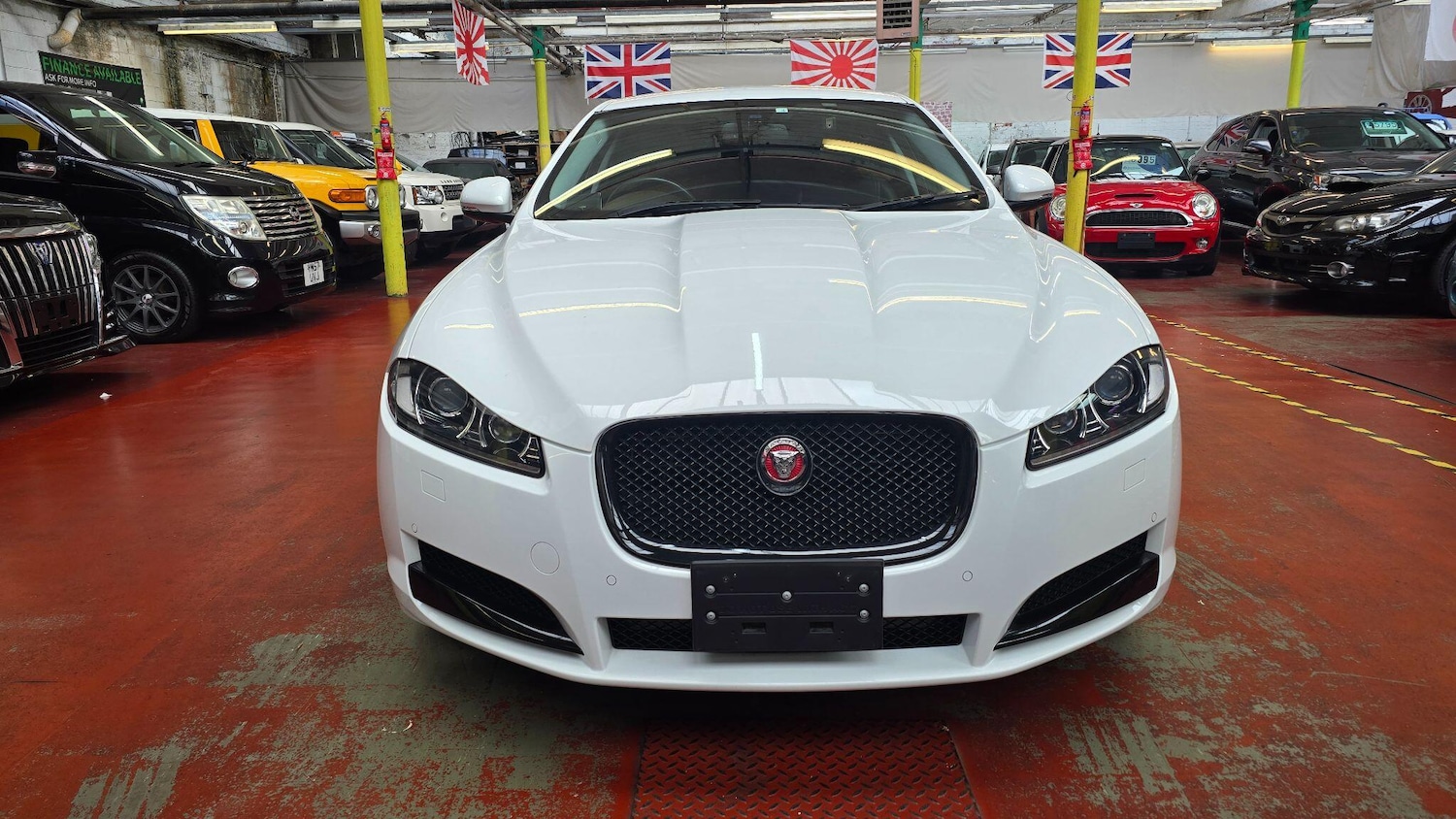 Used Jaguar XF 2025 for sale - 76988965: Photo 2