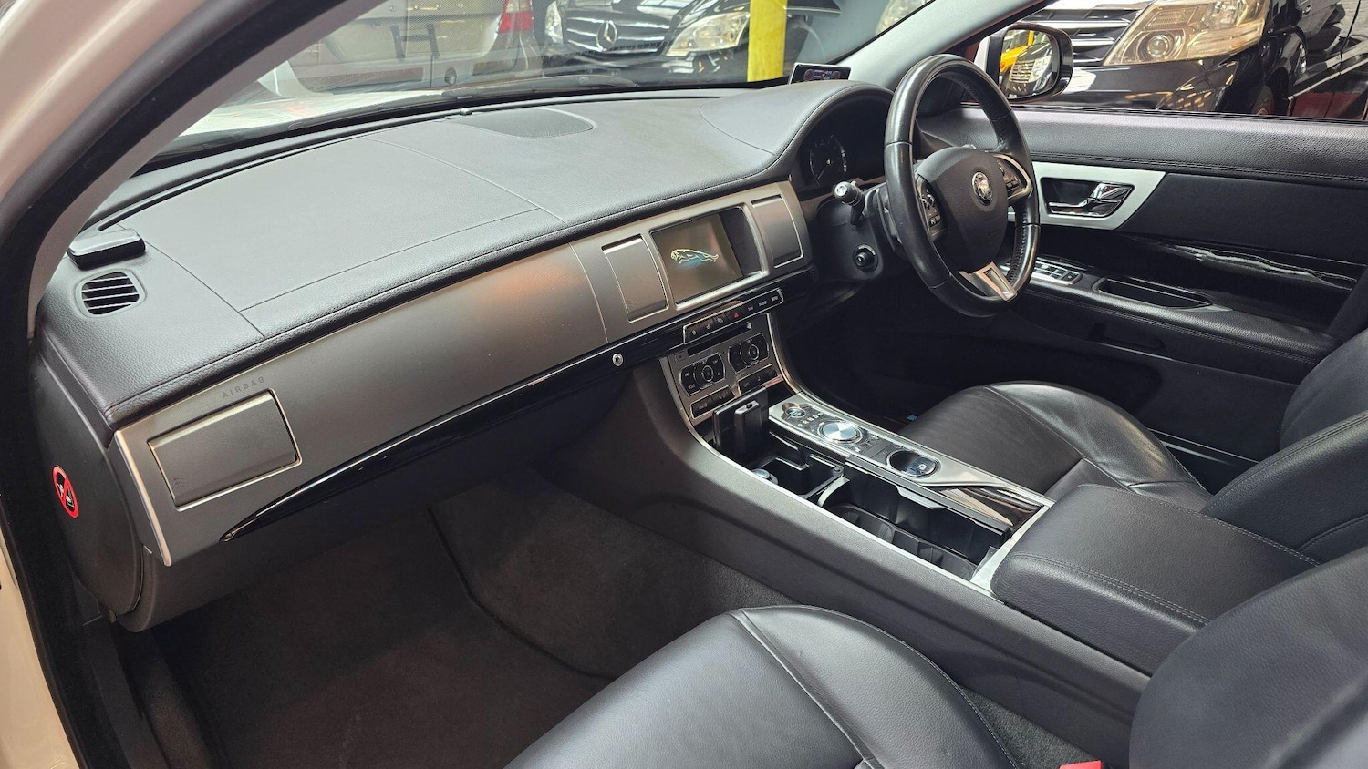 Used Jaguar XF 2025 for sale - 76988965: Photo 5