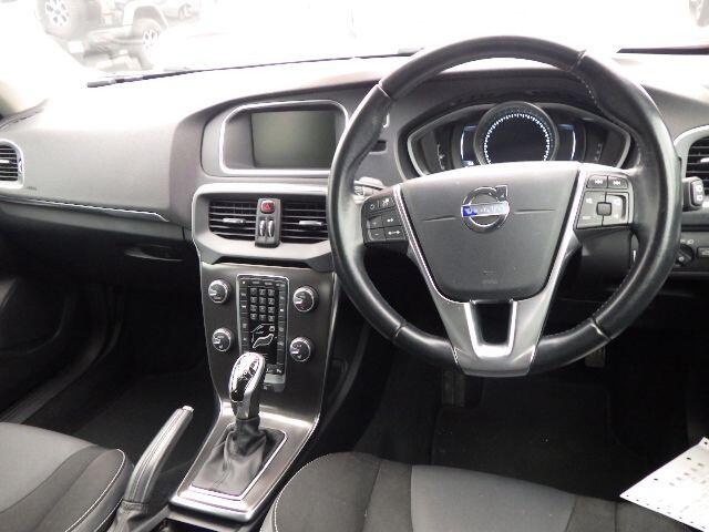 Used Volvo V40 for sale - 77939673: Photo 4