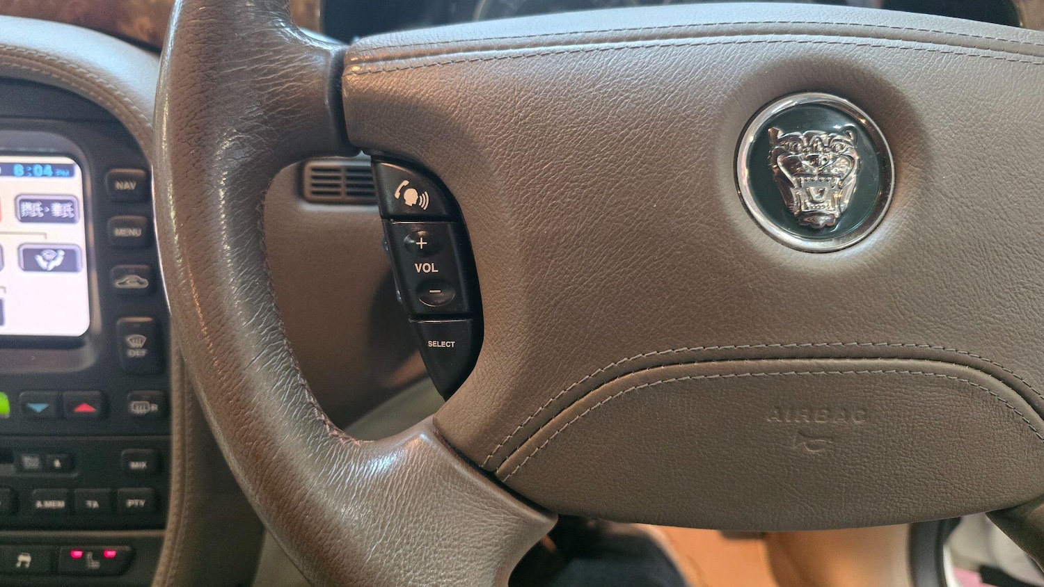 Used Jaguar S-Type 2025 for sale - 76987924: Photo 10