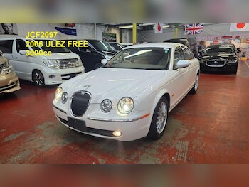 (06) - 3.0 beige leather Ideal Wedding car 4-Door