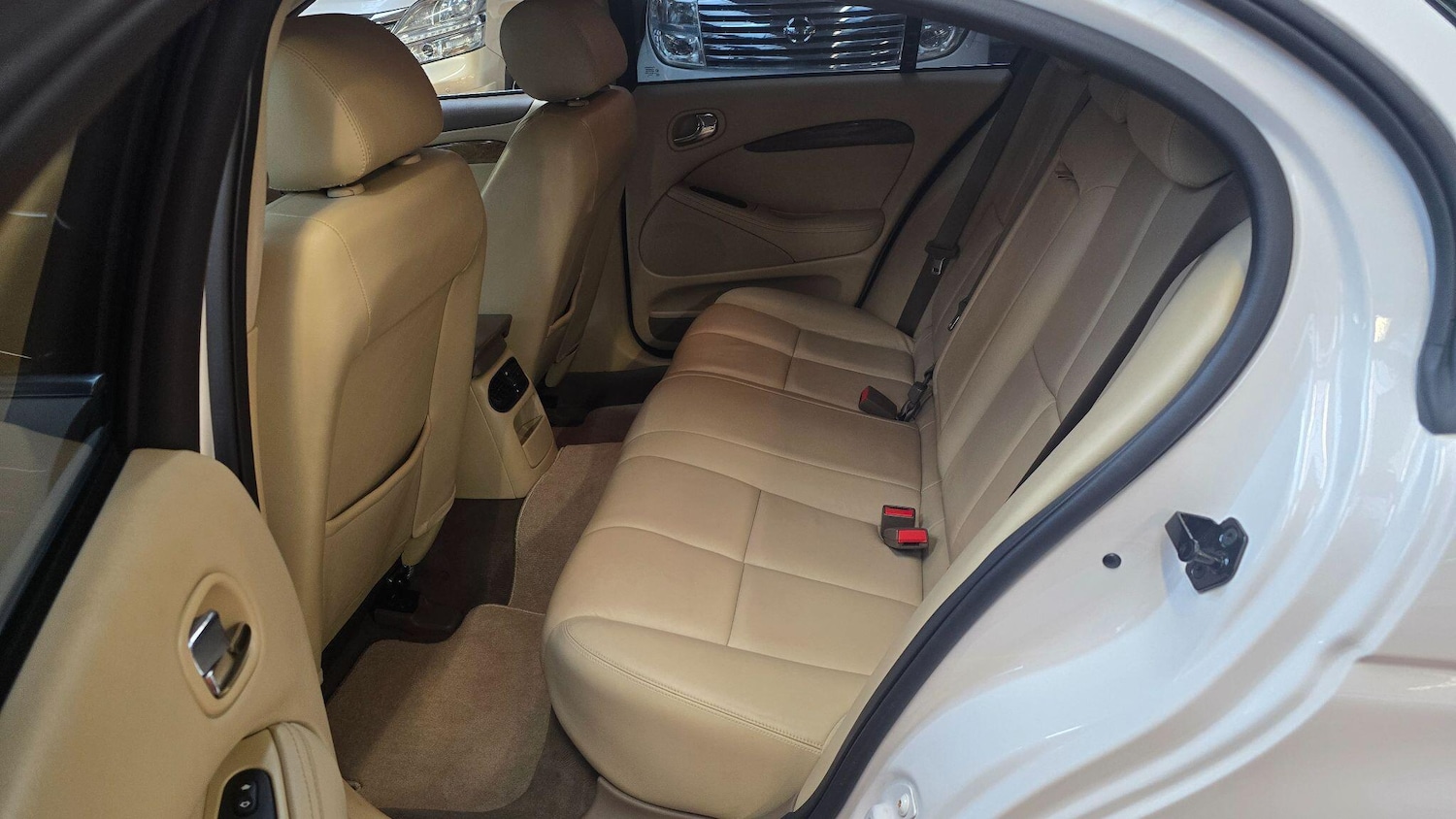 Used Jaguar S-Type 2025 for sale - 76987924: Photo 30