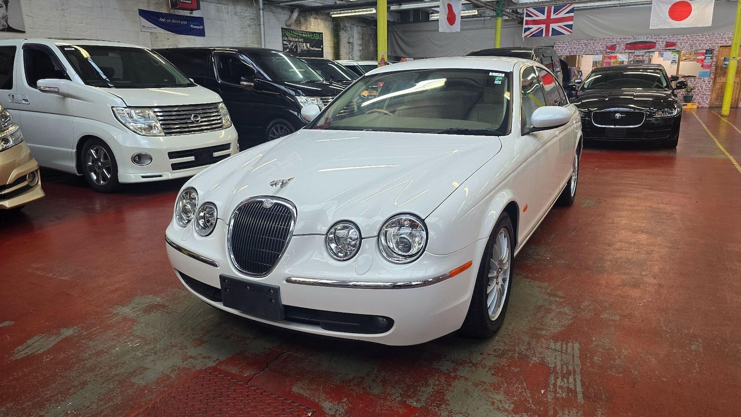 Used Jaguar S-Type 2025 for sale - 76987924: Photo 37