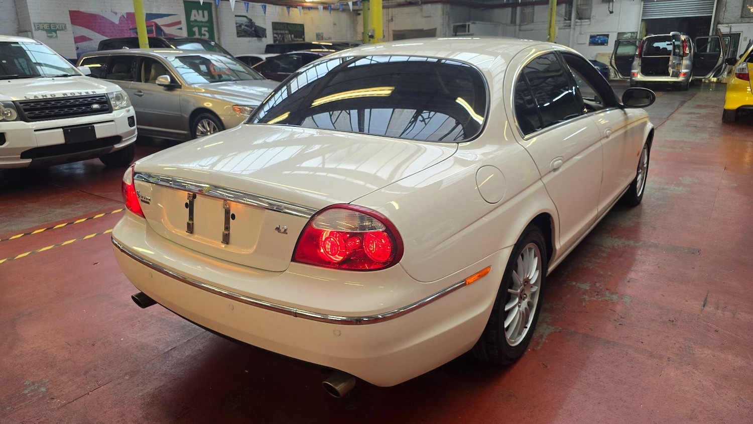 Used Jaguar S-Type 2025 for sale - 76987924: Photo 41