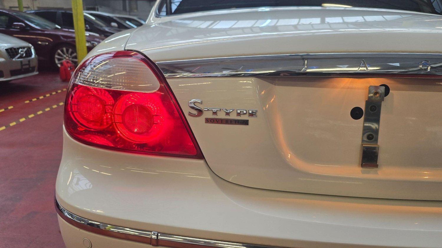 Used Jaguar S-Type 2025 for sale - 76987924: Photo 43