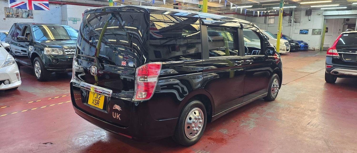 Used Honda Stepwagon 2023 for sale - 77852886: Photo 17