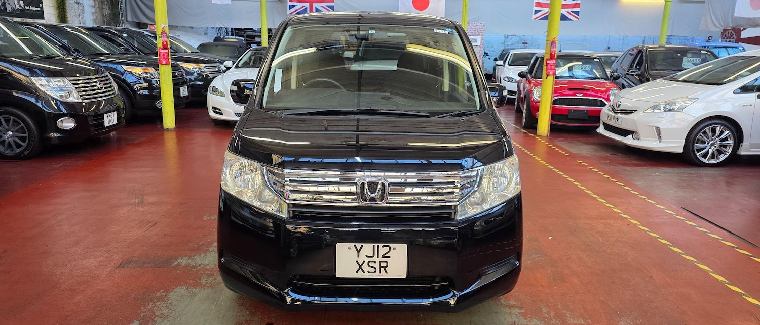 Used Honda Stepwagon 2023 for sale - 77852886: Photo 2