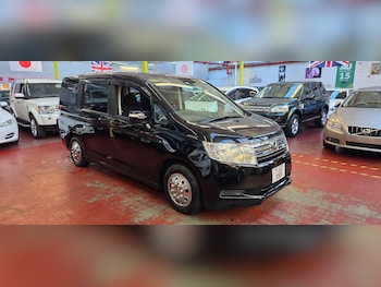 Used Honda Stepwagon 2012 for sale - 77852886: Photo