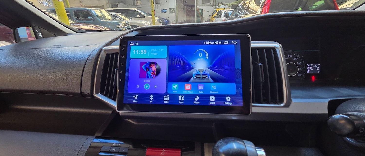 Used Honda Stepwagon 2023 for sale - 77852886: Photo 9