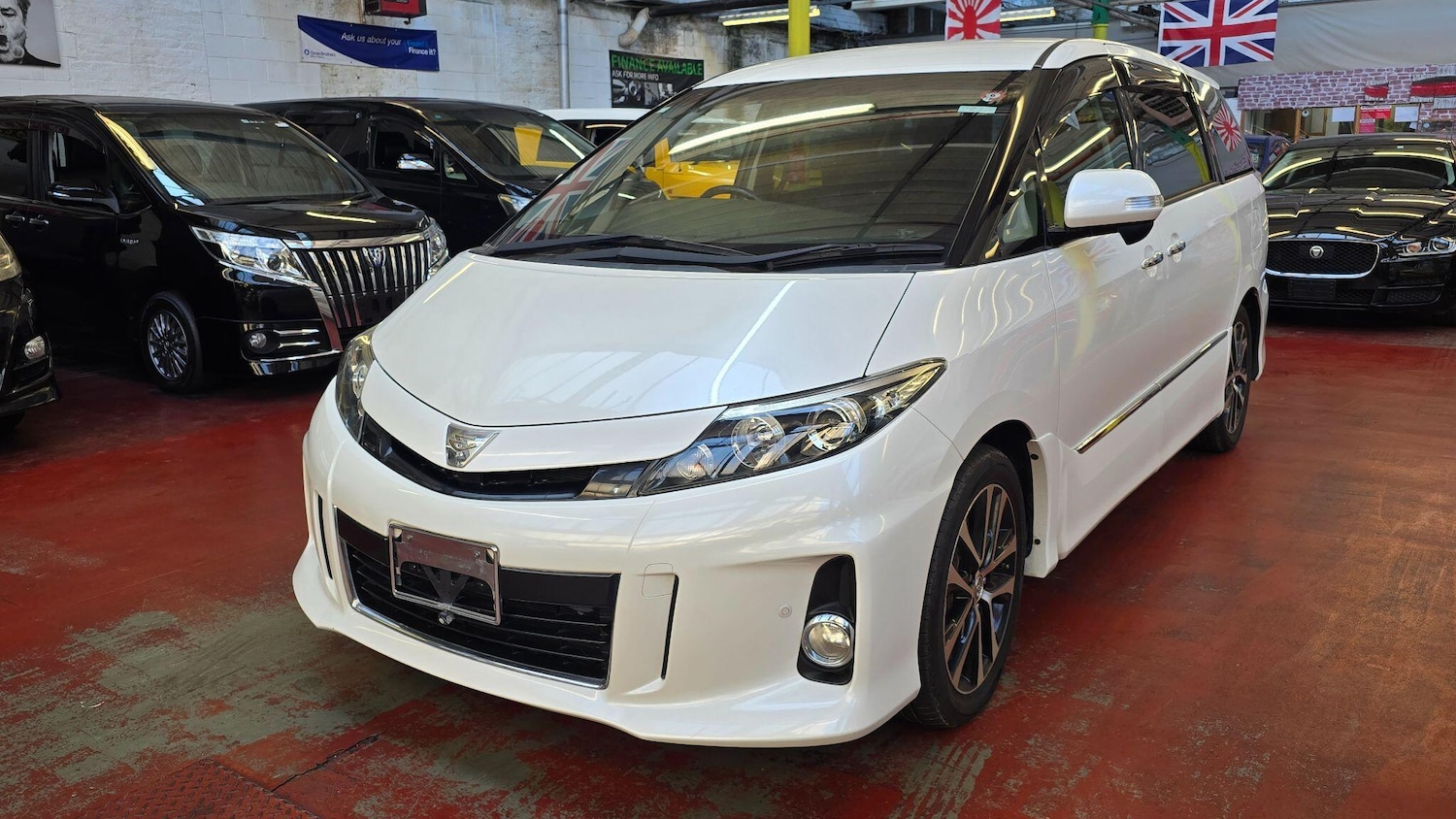 Used Toyota Estima for sale - 75609463: Photo 1