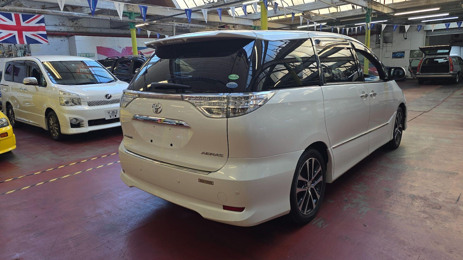 Used Toyota Estima for sale - 75609463: Photo 23