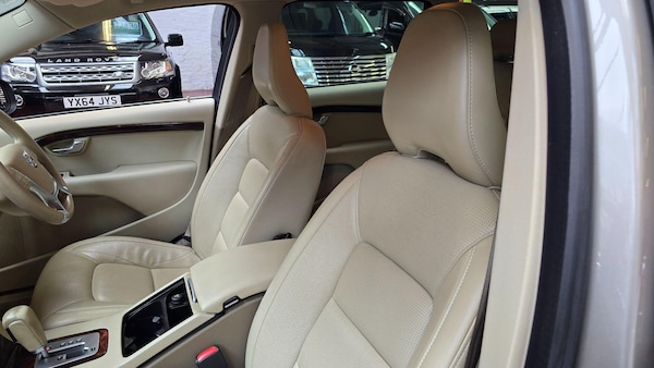 Used Volvo V70 for sale - 76214899: Photo 16