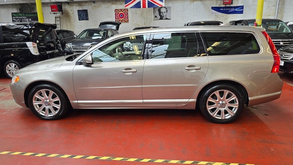 Used Volvo V70 for sale - 76214899: Photo 29