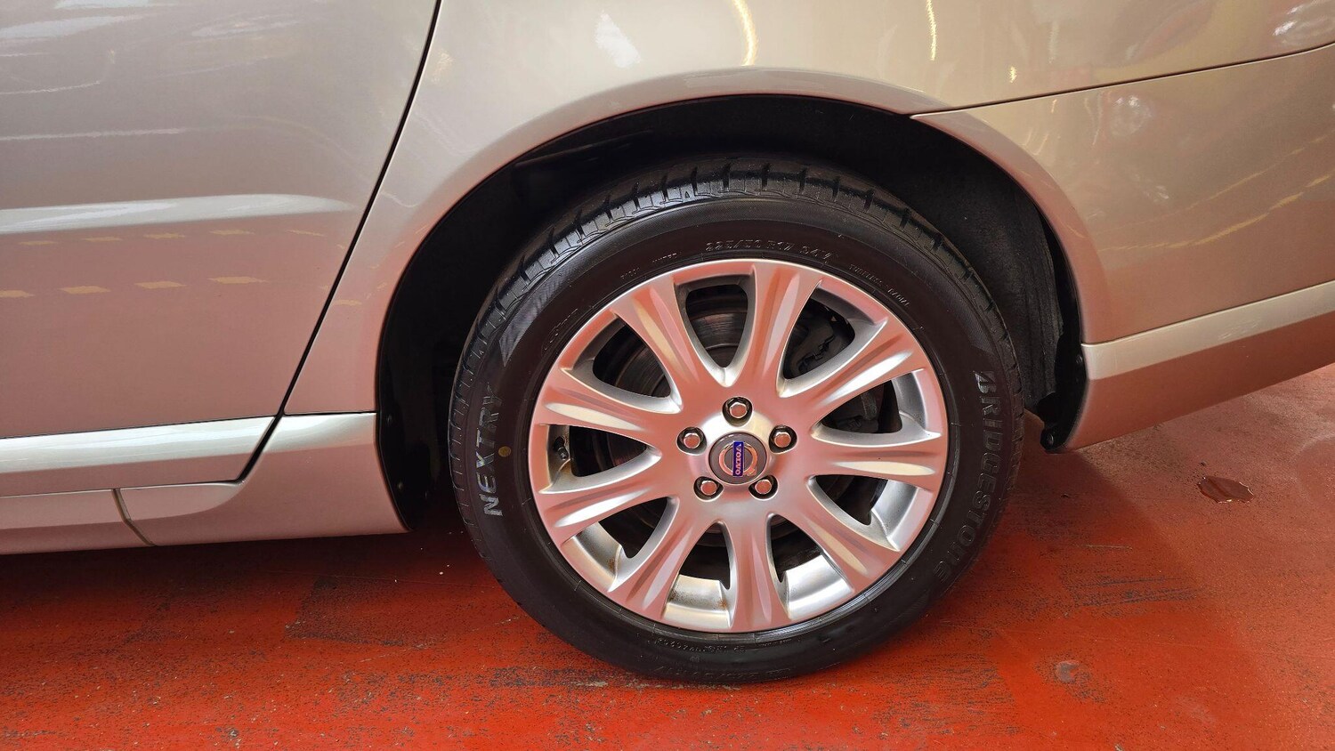 Used Volvo V70 for sale - 76214899: Photo 39